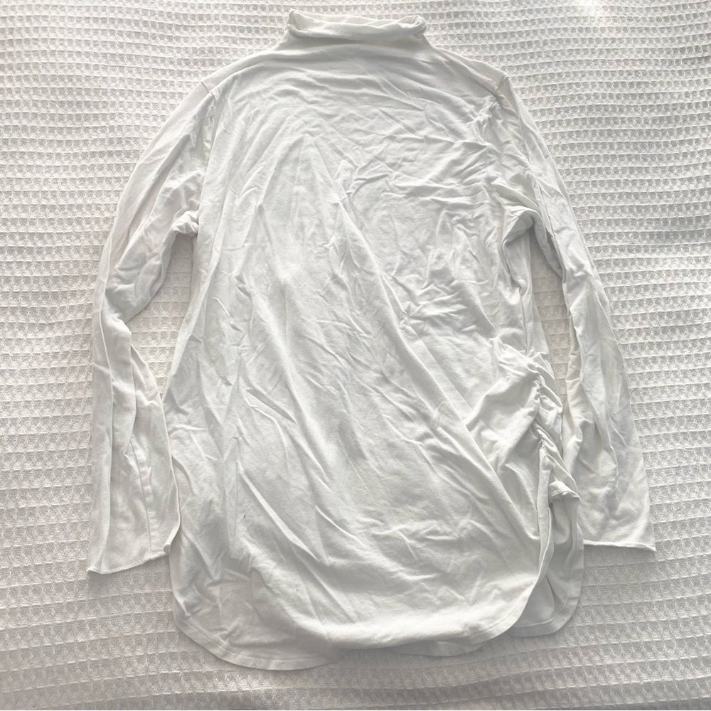 GAP maternity White Long Sleeve funnel neck tee size XXL